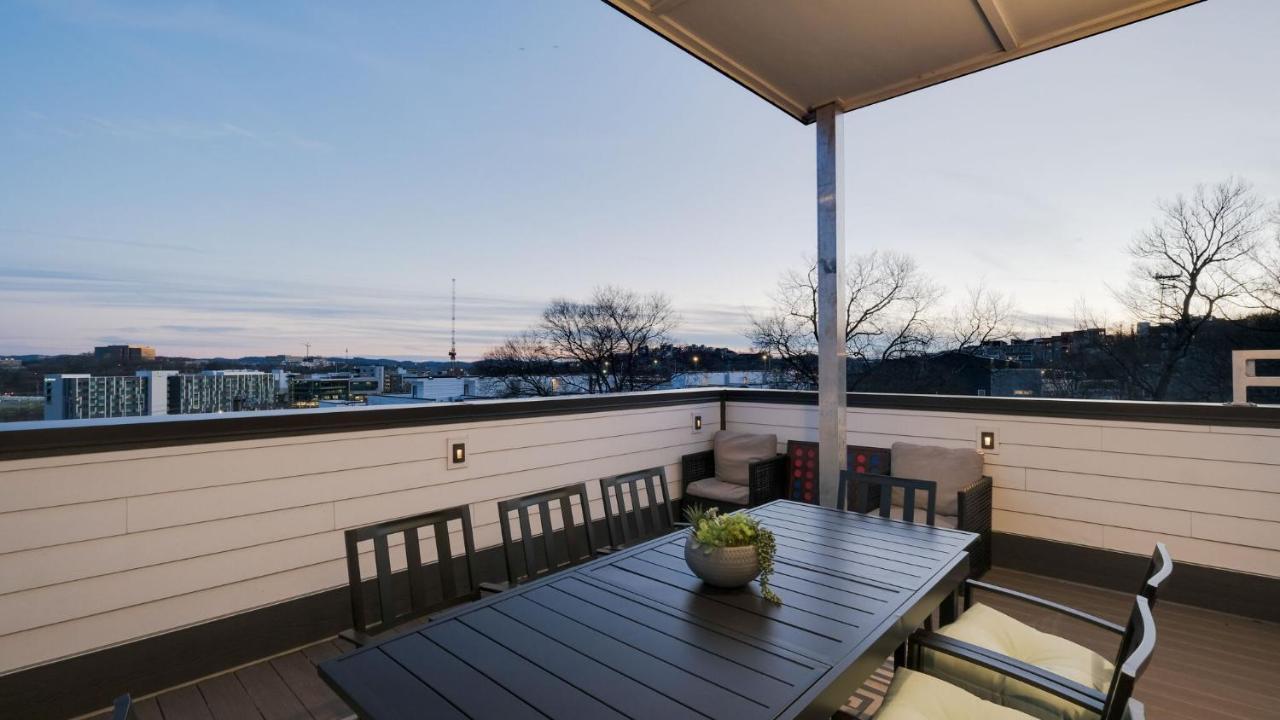 Dolly's Big House - 18 Beds Skydeck Views Holiday home