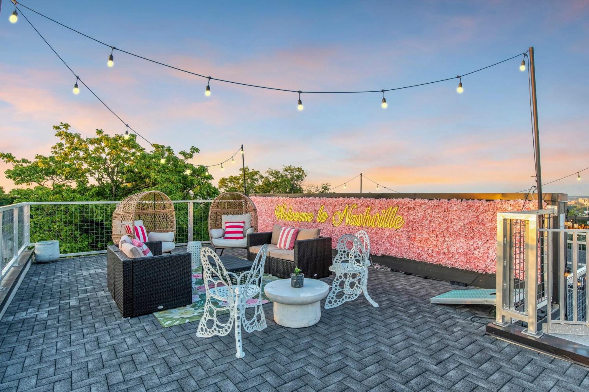 Dolly's Big House - 18 Beds Skydeck Views Holiday home